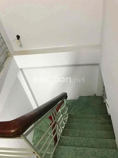 Cho thuê nhà MTNBộ (10m) Hàn Hải Nguyên, P2, Q11 giá 14tr