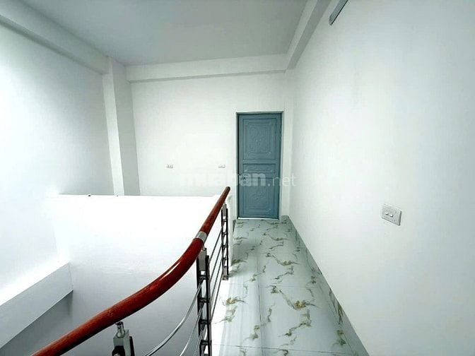 🏡 CHÍNH CHỦ BÁN NHÀ 5 TẦNG ĐẸP LONG BIÊN – GẦN TRƯỜNG HỌC, GIAO THÔNG