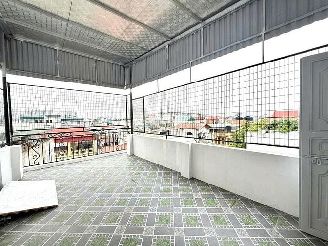 🏡 CHÍNH CHỦ BÁN NHÀ 5 TẦNG ĐẸP LONG BIÊN – GẦN TRƯỜNG HỌC, GIAO THÔNG
