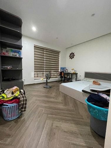 BÁN BIỆT THỰ GIÁP HỒ TÂY, MỚI ĐẸP - NGÕ Ô TÔ TRÁNH,155M2, GIÁ 18,3TỶ