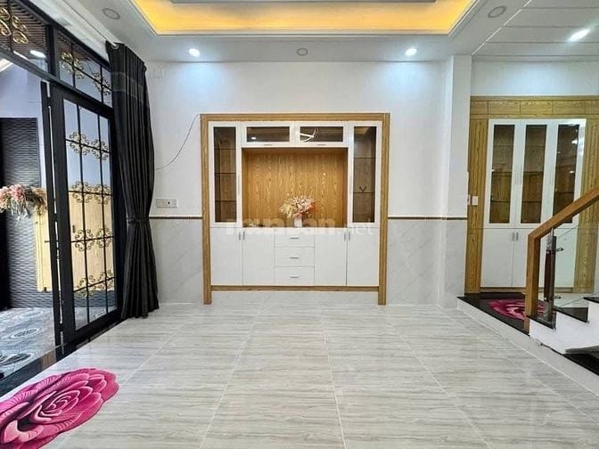 💥 GẤP 💥 Bán nhà Nguyễn Trãi, Q.5 giá 3Tỷ450 - DT: 65M2 hẻm 6M oto