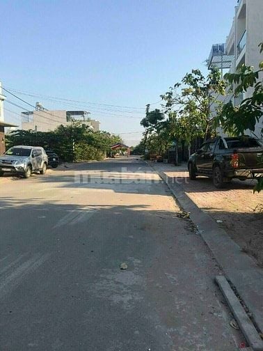 Lô đất đường nhựa 16m đường số 6 P. Long Bình Q9, Kế bên Vinhomes