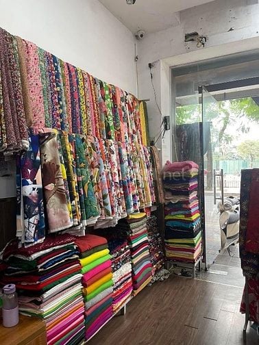 Sang nhượng cửa hàng vải thời trang 