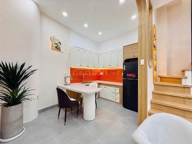CÔ THU BÁN NHÀ!Đ.Đồng Đen Phường 13 Quận Tân Bình,DT:49m2/3.180 Tỷ,SHR