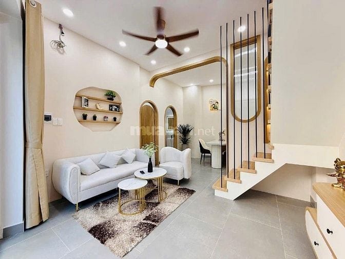CÔ THU BÁN NHÀ!Đ.Đồng Đen Phường 13 Quận Tân Bình,DT:49m2/3.180 Tỷ,SHR