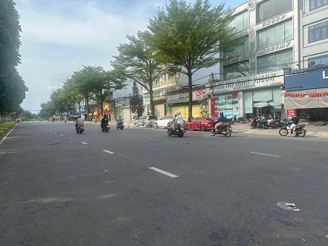 Bán nhà MT Vành Đai Trong, 6 x 20m, 4.5 tấm, 29 tỷ (Tín Hưng)