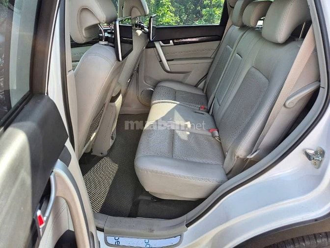 Cần bán Captiva (LTZ) sx:2015 At,màu trắng,gđ sử dụng mới 95%