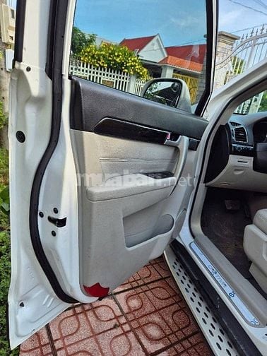 Cần bán Captiva (LTZ) sx:2015 At,màu trắng,gđ sử dụng mới 95%