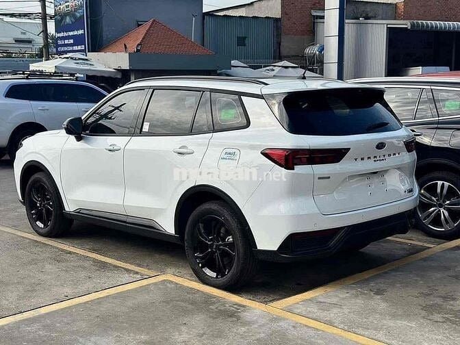 Ford Territory 2025 Sport 1.5AT mới 100%