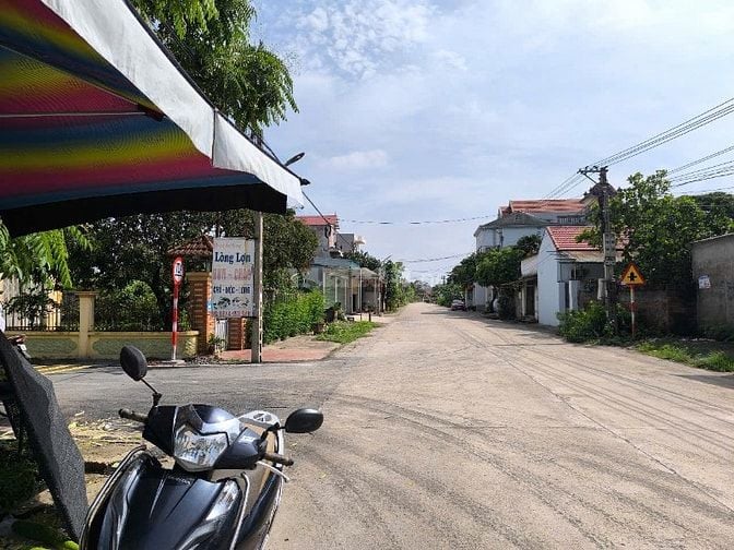CC BÁN GẤP MẶT ĐƯỜNG ĐÔNG NINH - KHOÁI CHÂU - HY 90M2 MT 6M NHỈNH 30TR