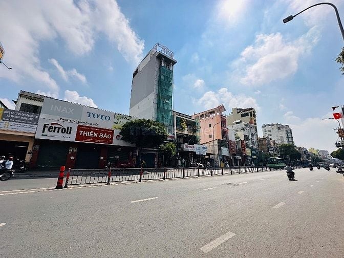 Mặt tiền Bạch Đằng 4x32m nở hậu 5m 128m2 đất giá chỉ 20 tỷ