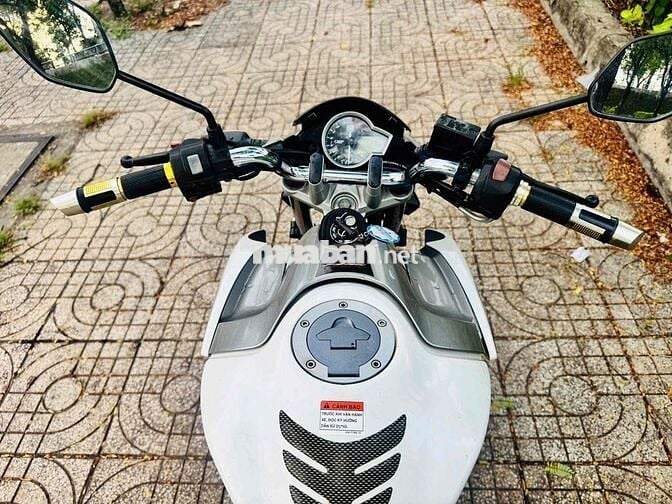Bán FZ150i dk 2015 máy rin xe sạch sẽ