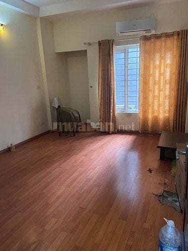 Bán nhà phố Lạc Long Quân – Ngõ rộng, an ninh cao, tiện ích ngập tràn 