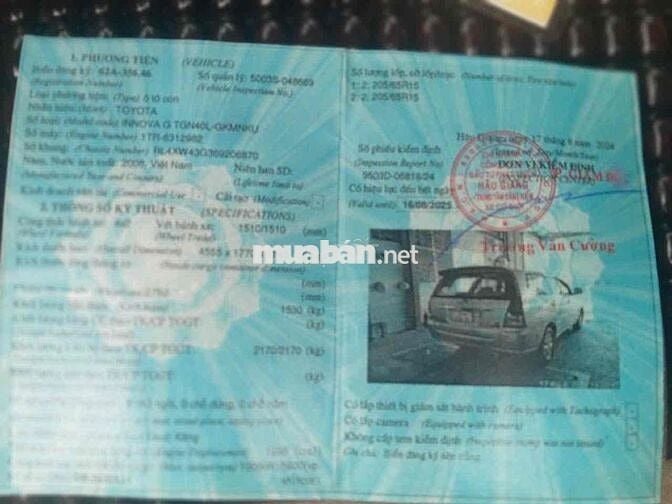 Toyota Innova 2006 G - 100000 km
