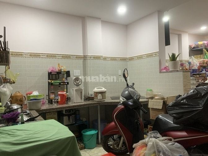Bán gấp nhà mặt tiền kinh doanh Thái Phiên, Quận 11, 50m2, nhỉnh 9 tỷ