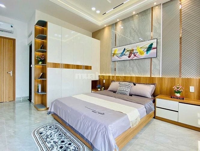 Chú Sáu cần bán nhà DT 71m2 Thạnh Lộc 19 P.Thạnh Lộc Q12 giá 3tỷ890tr