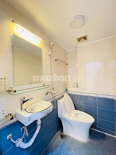 Quỳnh Mai-Hai Bà Trưng-1 Nhà Ra Phố-Phân Lô-ÔTÔ-DT43m/5TẦNG-Hơn 11TỶ 