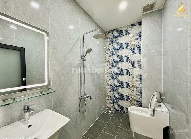 Hot!Ngộp bán nhanh căn Lê Trực, P7, Bình Thạnh giá chỉ 2tỷ890/49,8m2