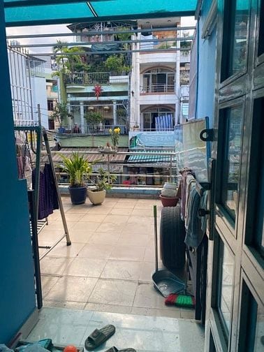 Bán nhà mặt tiền Quận 10 , gần chợ Nguyễn tri phương, 16,8 tỷ 