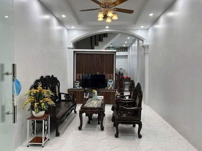 NGÕ HÀO NAM - OTO QUA - GẦN GA CÁT LINH – 45m2 x 5 tầng – Chỉ 13,5 tỷ