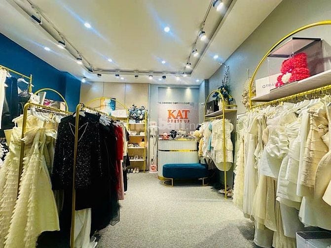 SANG NHƯỢNG CỬA HÀNG CHO THUÊ VÁY DỰ TIỆC - CƠ HỘI VÀNG TẠI YÊN LÃNG