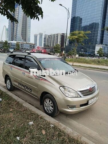 Toyota Innova 2006 G - 215000 km