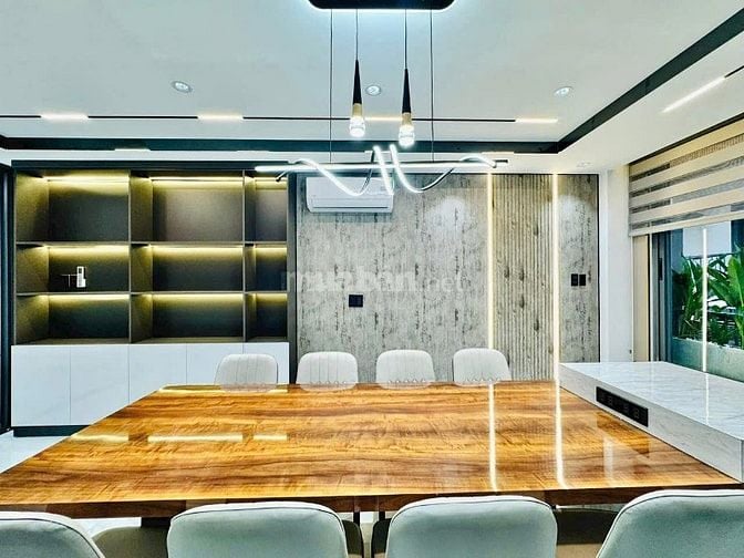 3 tỷ 550, nhà 64m² Võ Văn Tần xây 1 trệt 4 lầu. Hẻm 7m gần Vườn Chuối
