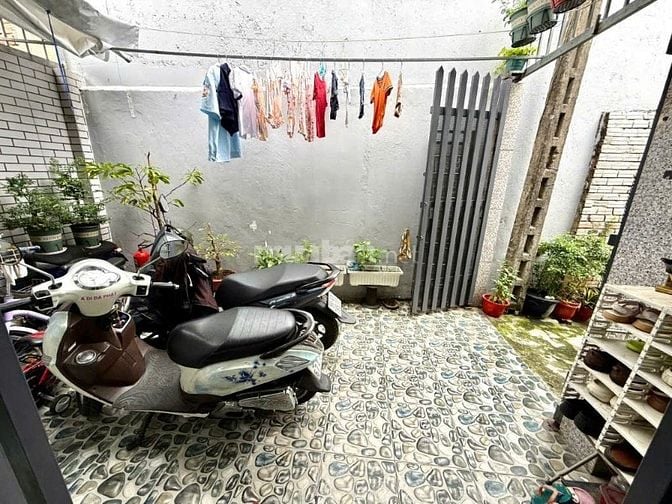3tỷ7-Nhà-q12-64m2-lê-thị-riêng-khu dân cư an ninh gần chợ trường học