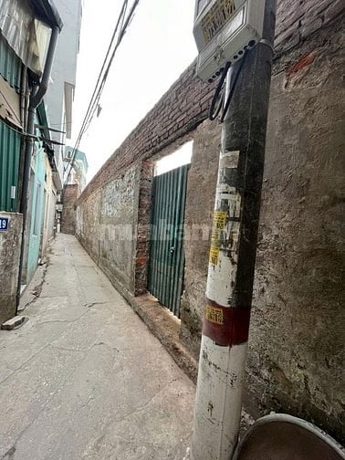 Bán mảnh đất 381,7 m2, mặt tiền 19,36m, sát khu đô thị Pháp Vân, HM