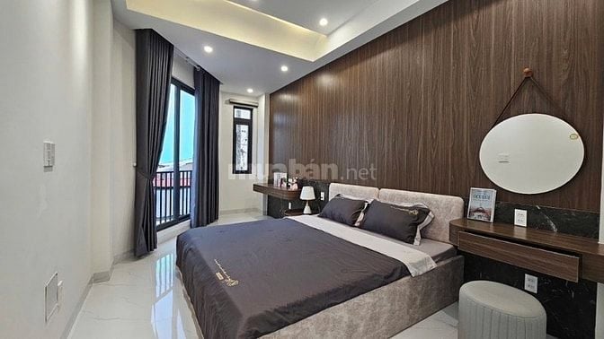 Bán nhà mới đẹp long lanh trung tâm quận 7, giáp Phú Mỹ Hưng, chỉ 6.x
