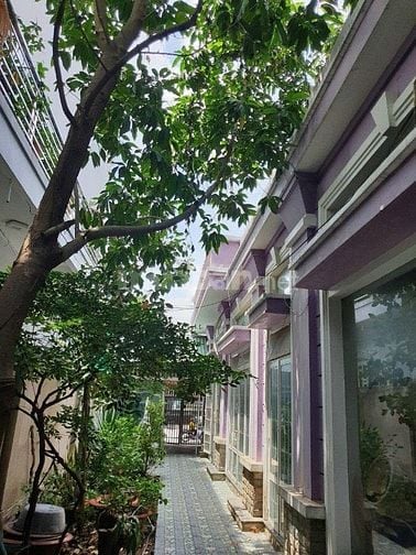 Nhà mặt tiền đường Đào Sư Tích Phước kiển. KDBB tấp nập. 8,5*32 giá 16