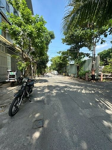 Bán GẤP nhà HXT Nguyễn Phúc Chu, P15 Tân Bình 7.5 tỷ.