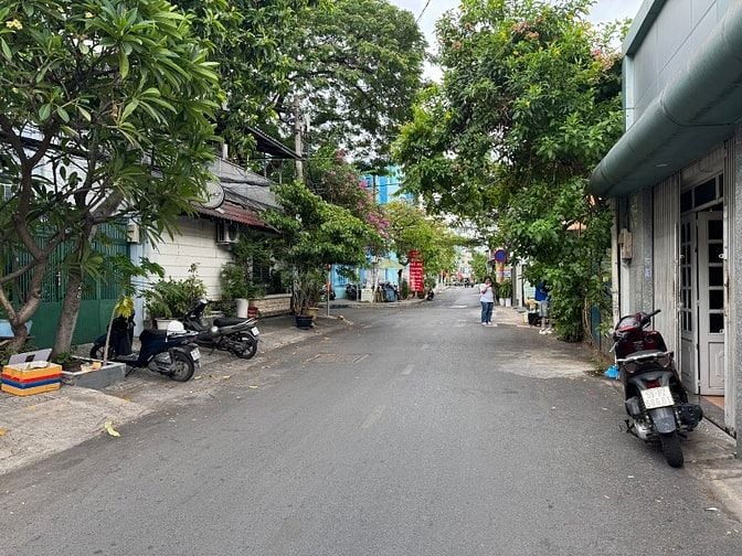 Nhà mặt tiền TT21 Tam Đảo 4.2x12 cho thuê văn phòng.