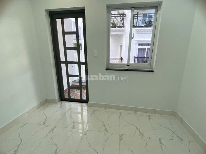 CHÍNH CHỦ BÁN 575/11/24 CMT8 - 4 TẦNG - HẺM XE HƠI - 7.9 TỶ