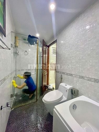 Cho Thuê Nhà Nguyên Căn Hẻm An Ninh Võ Thị Sáu_Trần Quốc Thảo Q3