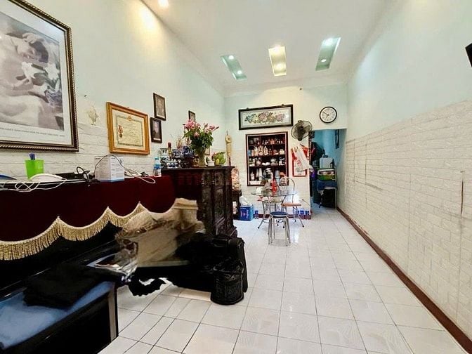 BÁN NHÀ MẶT PHỐ TRUNG TÂM VĂN CAO LIỄU GIAI HỒ TÂY,64,5M2,GIÁ 18,9 TỶ