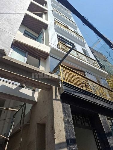 Bán căn hộ dịch vu 18 tỉ đang cho thuê khoảng 90 tr/ th, Nguyễn T Sơn
