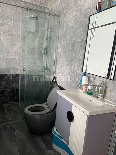 Sang tên ngay khi nhận nhà ởNi Sư Huỳnh Liên , p10, quận Tân Bình