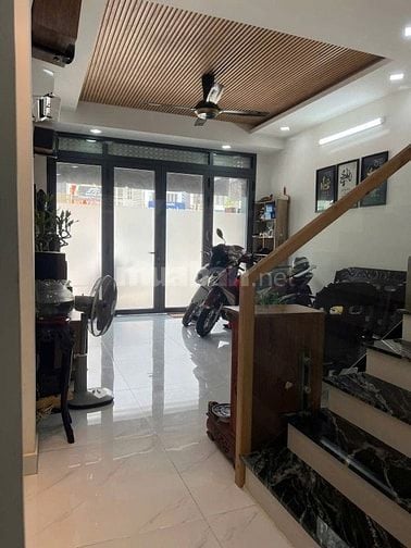 Sang tên ngay khi nhận nhà ởNi Sư Huỳnh Liên , p10, quận Tân Bình