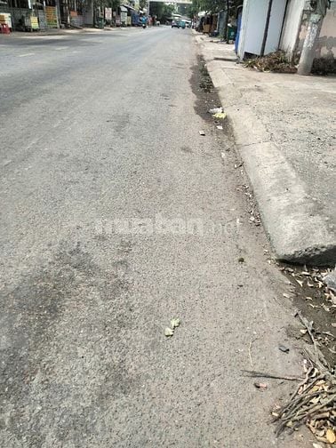 BÁN NHÀ 1 TRỆT 1 LẦU BUÔN BÁN TẠP HÓA Ở CHỢ BÌNH CHÁNH GIÁ 700TR