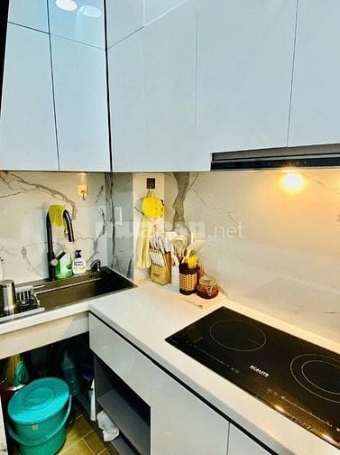 4 tầng- Nguyễn Tri Phương P9 Q10, 2PN , nhà đẹp có sẵn nội thất 