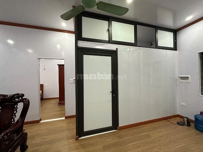 Bán nhà tập thể 2 tầng, Đường Giải Phóng, Quận Hoàng Mai