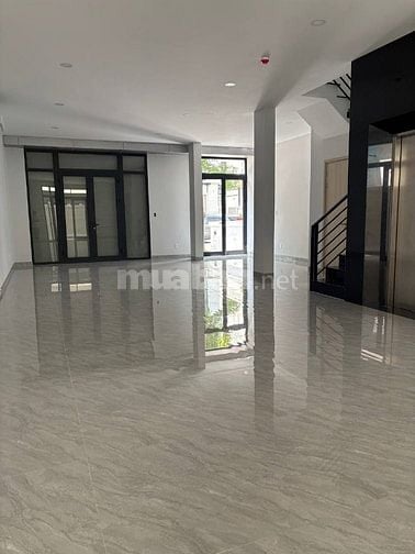 126M2 NHÀ PHỐ CHO THUÊ 5 TẦNG CÓ THANG MÁY KHU ĐÔNG ĐÚC MANHATTAN