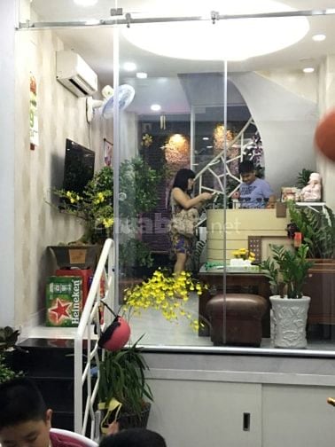 Mặt tiền đường ba đình p10 cần bán
