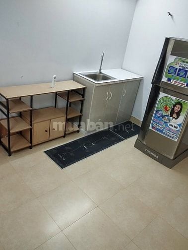 Phòng máy lạnh mới 25m2. Tạ Quang Bửu. P4. Q8