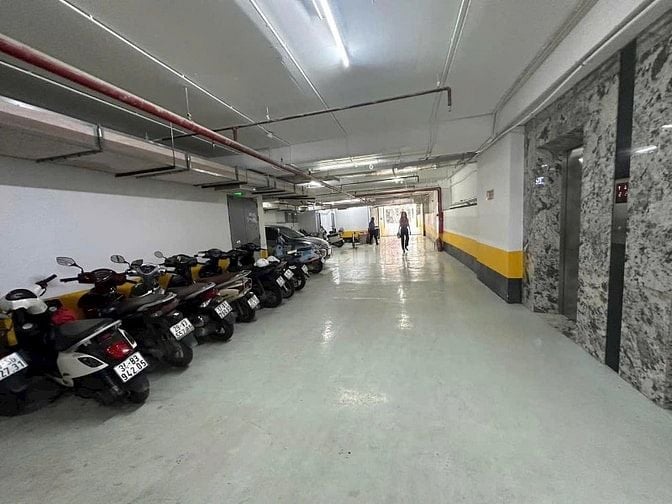 Tôi Chính Chủ Bán Toà Nhà Mặt Phố Lê Đức Thọ DT 140m2 x8tầng 