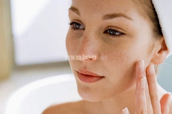 Bán mỹ phẩm và đồ thiết yếu cho cá nhân 