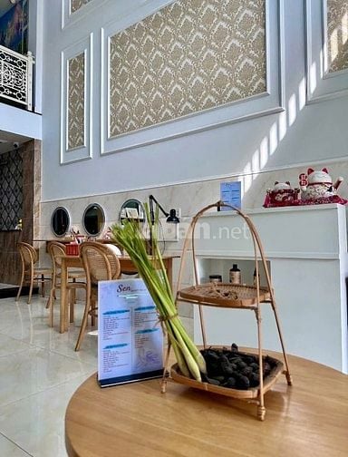 CHỦ NHÀ MÊ ĐỎ ĐEN NỘP NỢ CẦN BÁN GẤP NHÀ MẶT TIỀN SHR 876tr