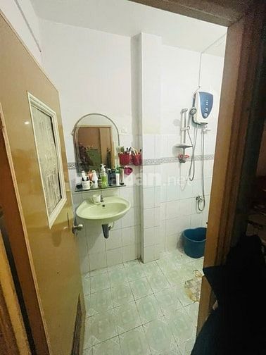 Nhà-q12-4mx19,2m-hẻm-rộng-khu dân cư an ninh nhà rộng sân để xe ..