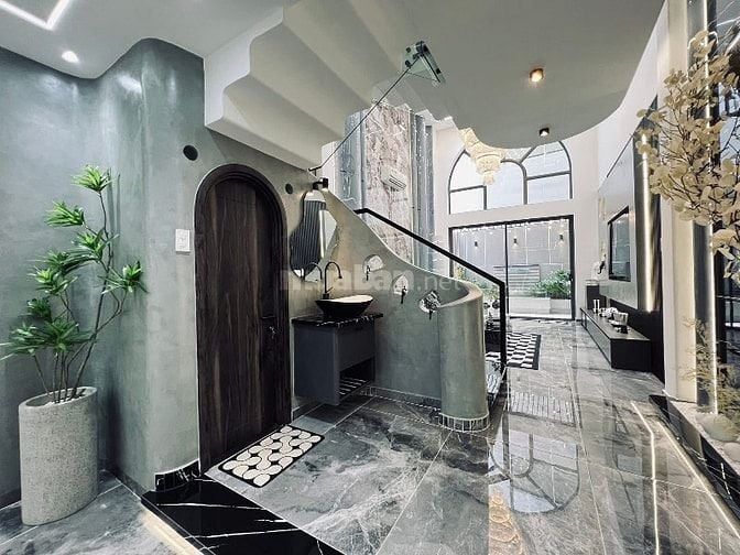 Nhà ngay ĐH Hutech đường Điện Biên Phủ, P.25, Bình Thạnh giá 4Tỷ050
